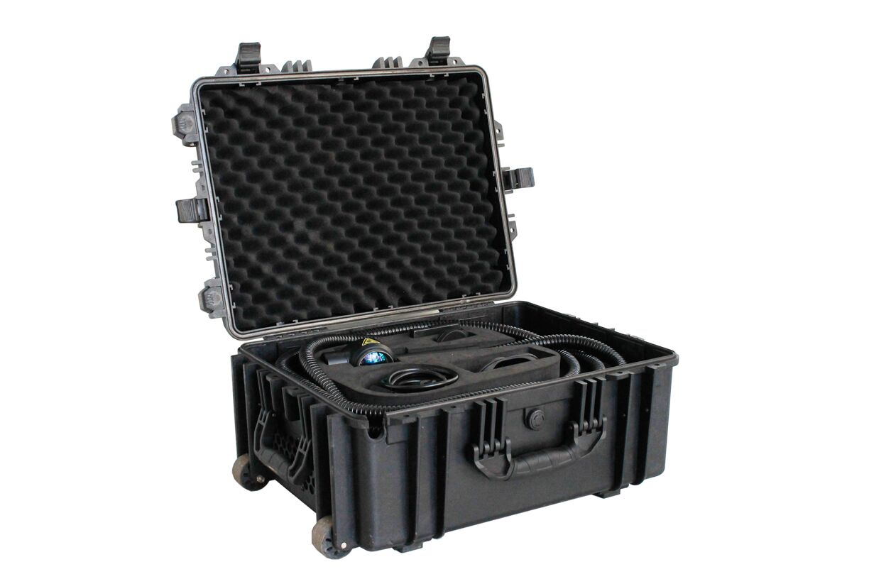 pulsed portable laser cleaning machine in a suitcase
